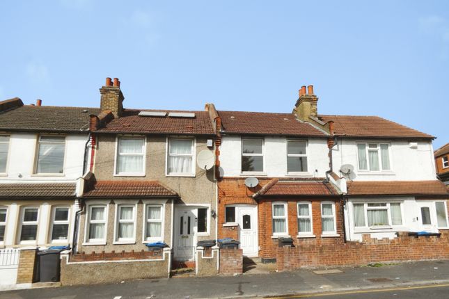 2-bed house on 41, Nursery Road, THORNTON HEATH, £1,800/mo