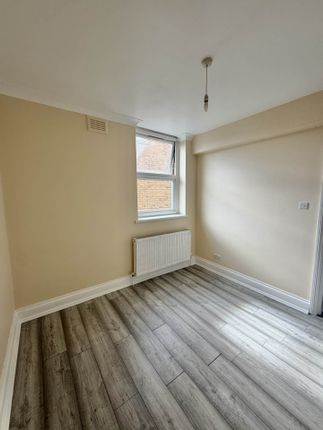 Flat 3, Francis Road, London photo 2