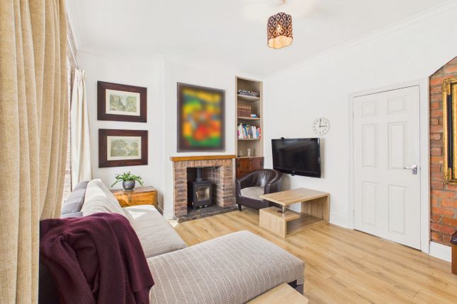 2 Laburnum Grove, Lorraine Street, East Riding Of Yorkshire photo 2