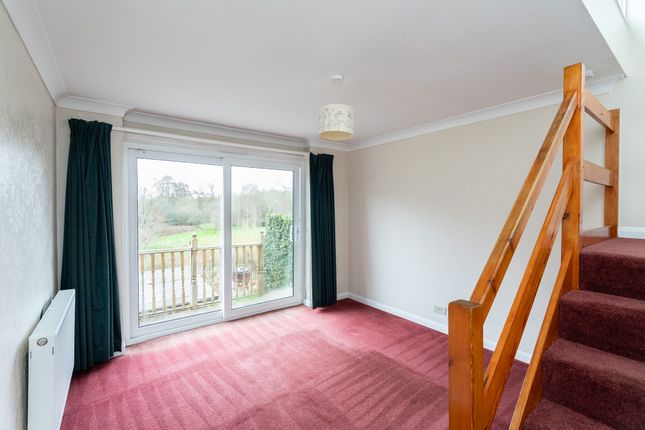 16, Riverside, Dorking photo 4
