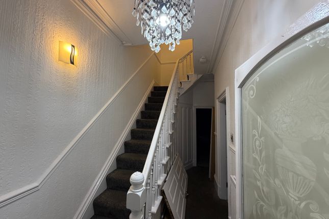 Todmorden Road, Burnley photo 3