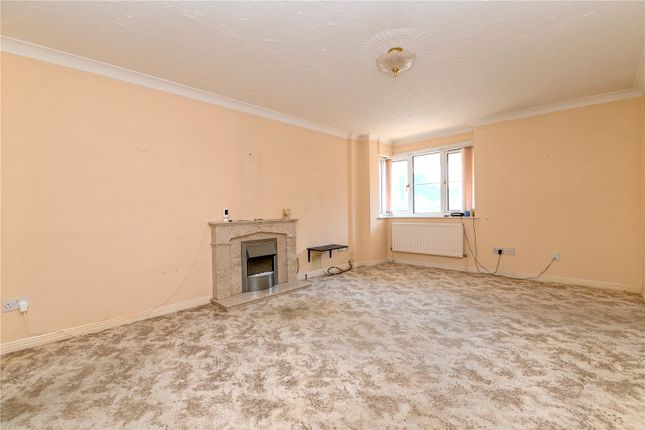 11, Burley Close, Hampshire photo 2
