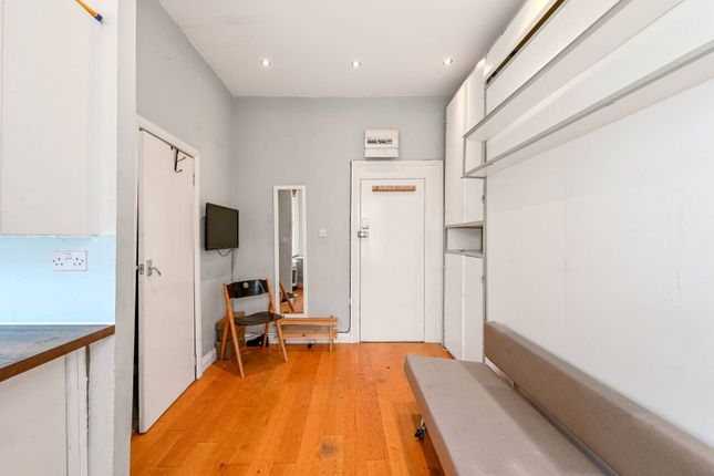 Studio for sale in Hargrave Road, Archway, London