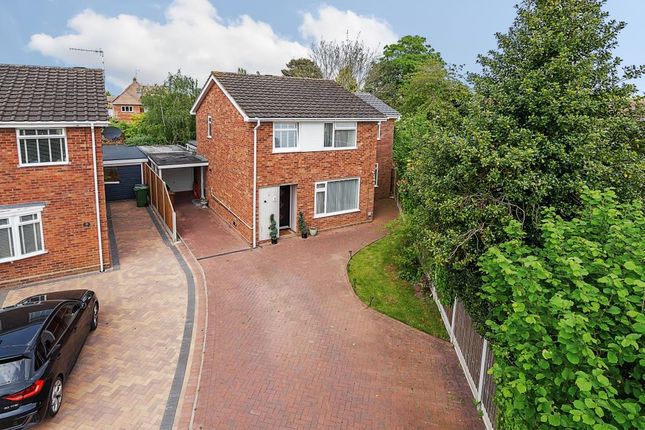 Thumbnail Detached house for sale in Lower Wick, Worcester