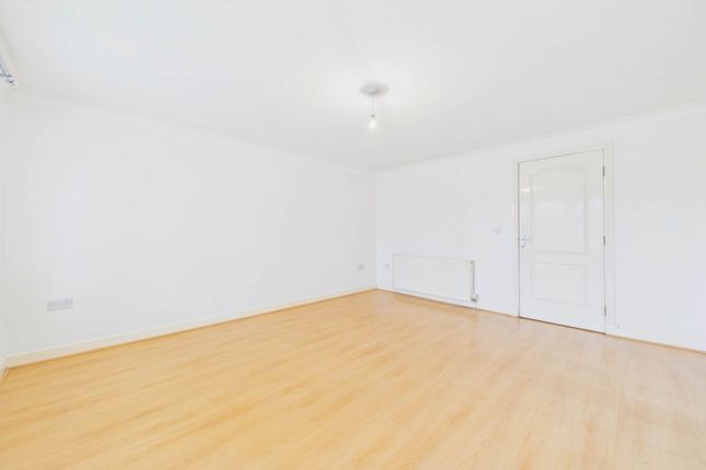 3, Fernington Place, Wishaw photo 4