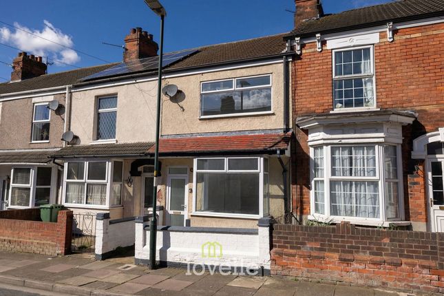 3-bed terraced on 11 College Street, Cleethorpes, £111,000