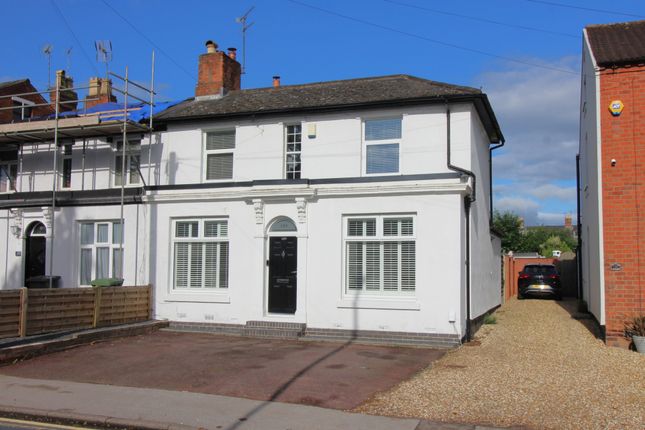 Thumbnail Flat for sale in Chester Road North, Kidderminster