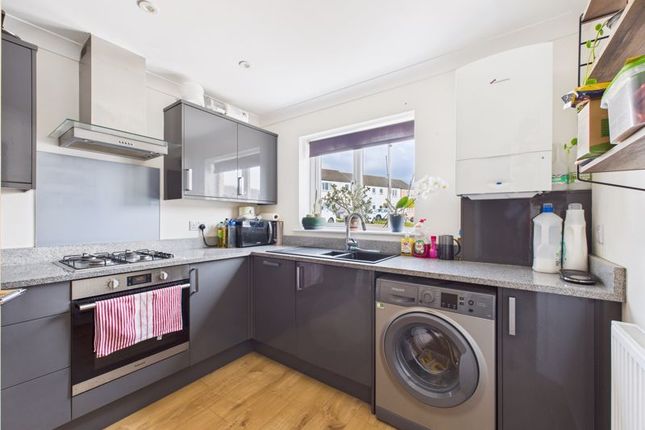 66 Wilkinson Gardens, Sandy Lane, Redruth photo 3