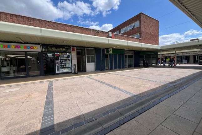 Flat 19 Maple Walk, Chelmsley Wood photo 3