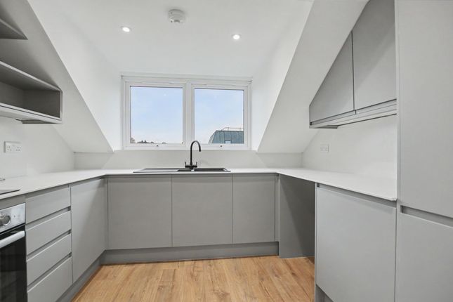 Cygnus Court 18e Swan Lane, Winchester photo 3