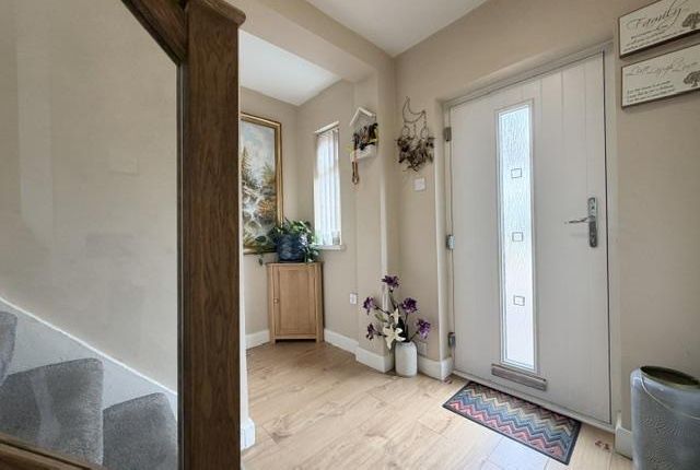 123, Mildenhall Road, Birmingham photo 4