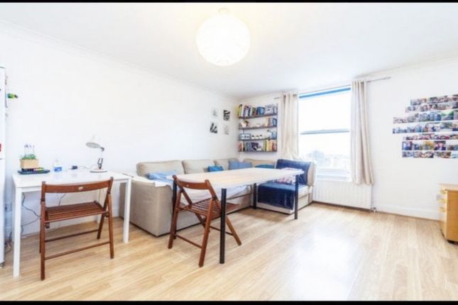 95 Ibsley Gardens, London photo 2