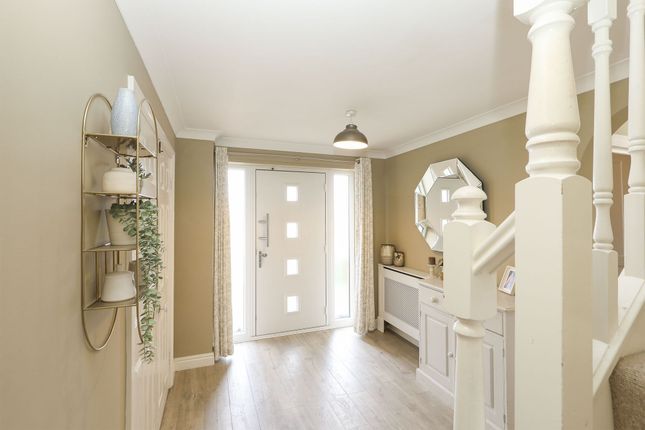 54 Acorn Ridge, Chesterfield photo 2
