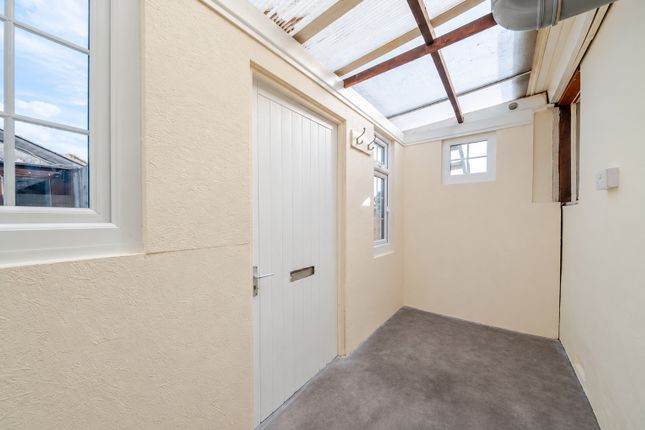 Park Crescent, Portslade photo 4