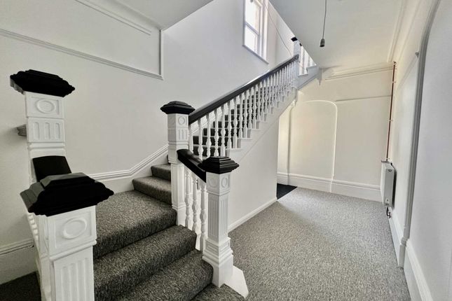 3, Innerwyke Manor, Bognor Regis photo 3