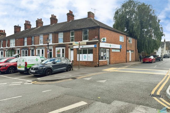 1-bed flat on Flat, 13a, Cross Lane, Faversham, £900/mo