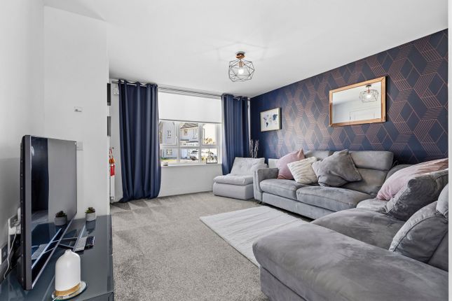 18, Craighall Bank, Kilmarnock photo 3