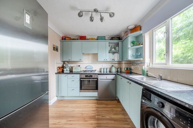 3, Essenhigh Drive, West Sussex photo 4