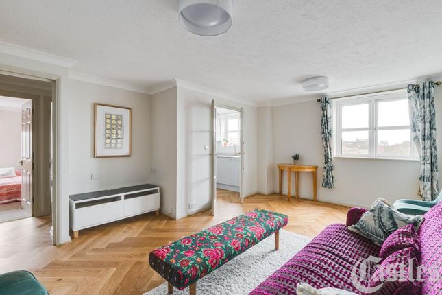 Thumbnail Flat to rent in Bishops View Court, Muswell Hill