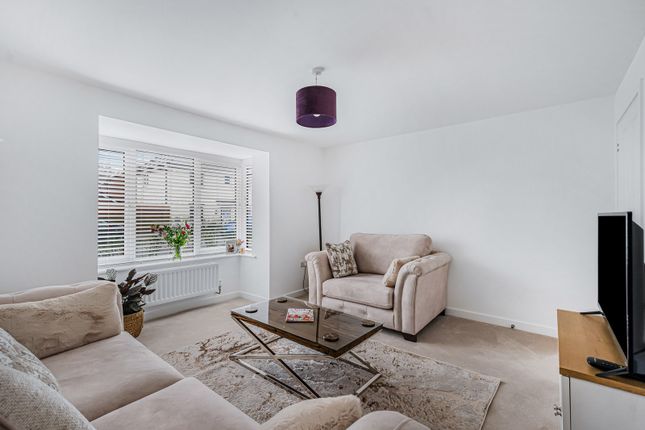 22, Miles Road, Bordon photo 2