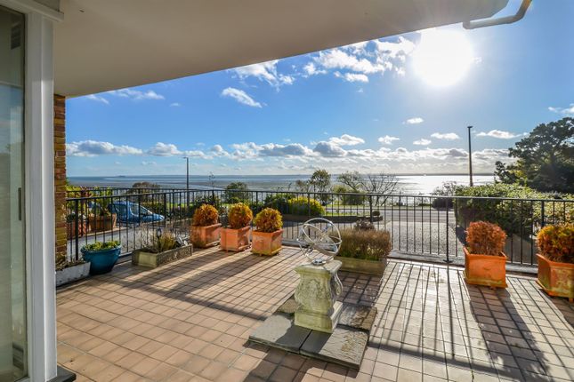 Flat for sale in Cliff Parade, Leigh-On-Sea