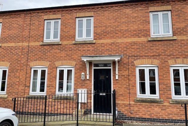 Thumbnail Terraced house to rent in Balmoral Drive, Greylees, Sleaford