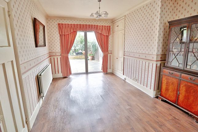 Oundle Road, Woodston, Peterborough photo 4