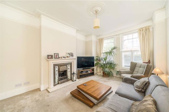 Ground Floor Flat, 67, Dinsmore Road, London photo 4