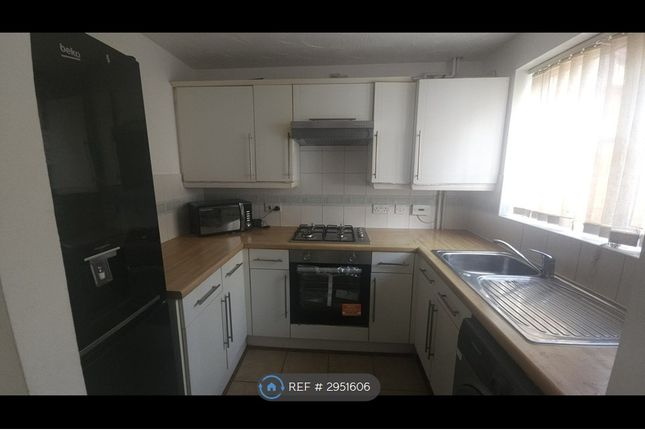 Sewell Close, Chafford Hundred, Grays photo 3