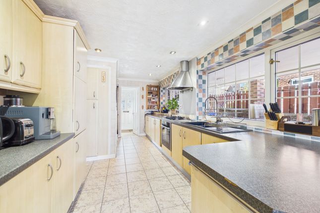 5 Laurel Road, Nottingham photo 4
