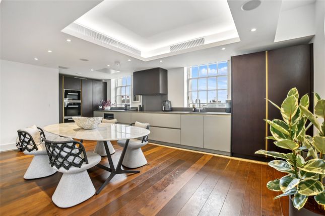 Flat 48 Star & Garter House,, Richmond Hill, London photo 3