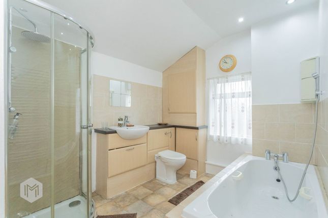167 Morris Green Lane, Bolton photo 4