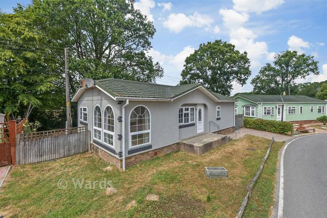 47, Cedar Lane, Ashford photo 2