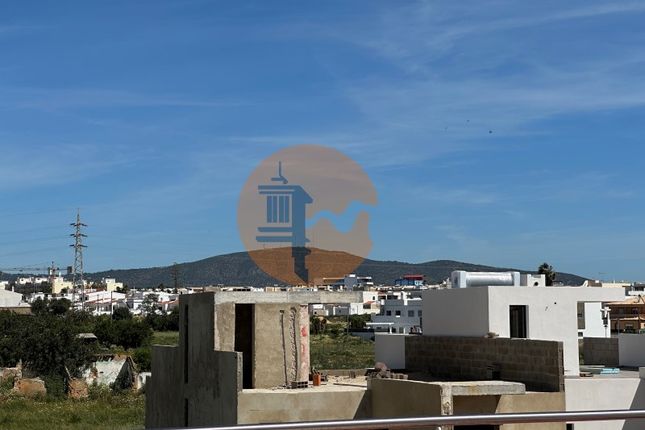 Detached house for sale in Quelfes, Olhão, Faro