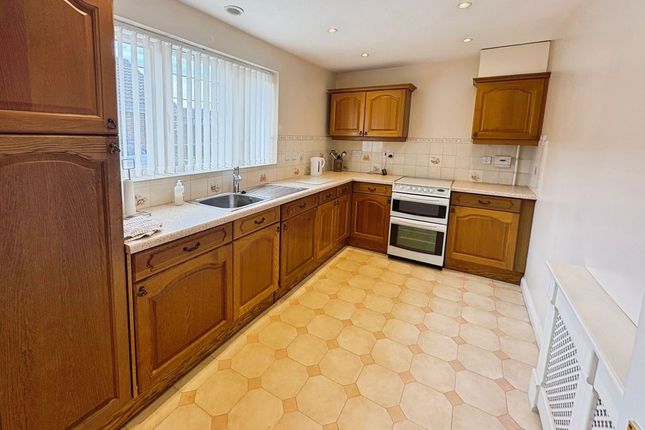 27, Palmers Green, Newcastle Upon Tyne photo 3