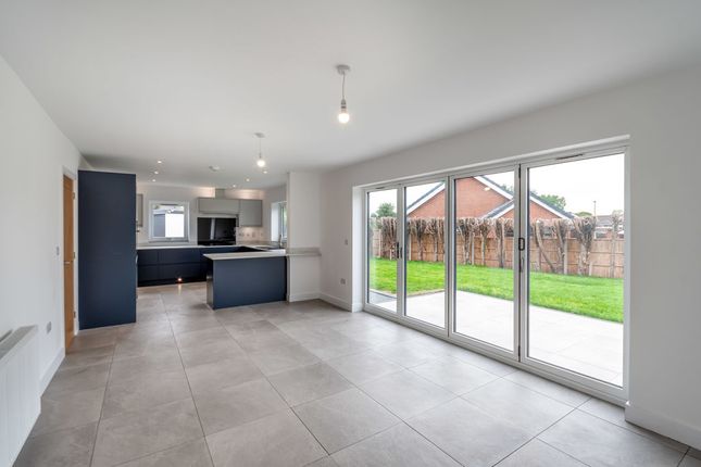 11, Akeferry Road, Doncaster photo 4
