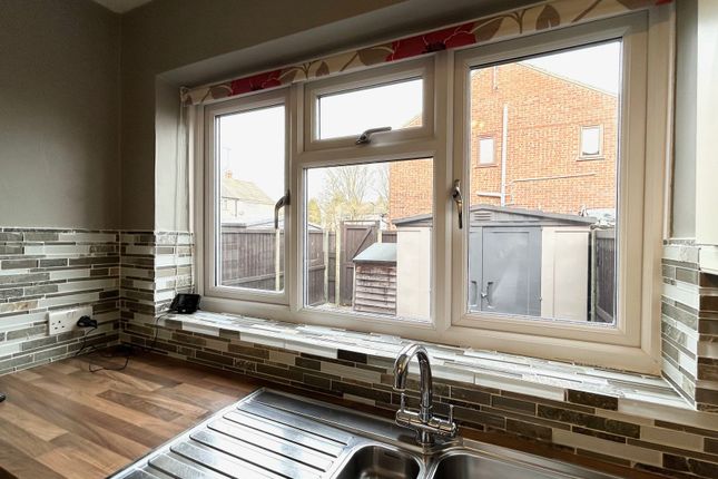51A, Basildon photo 4