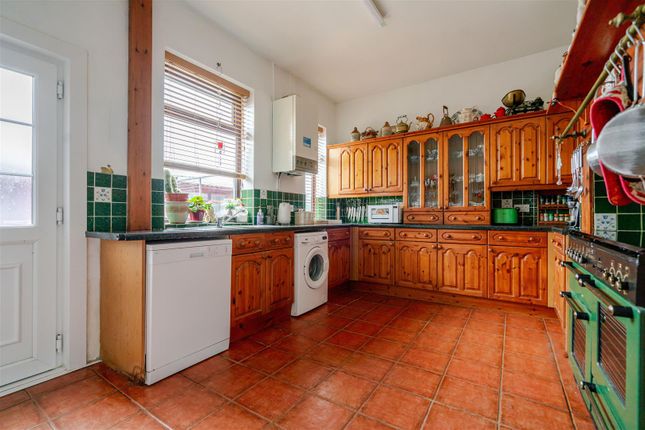 480, Crankwood Road, Greater Manchester photo 4