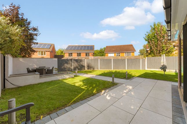 21 Pilgrims Way, Runcorn photo 4