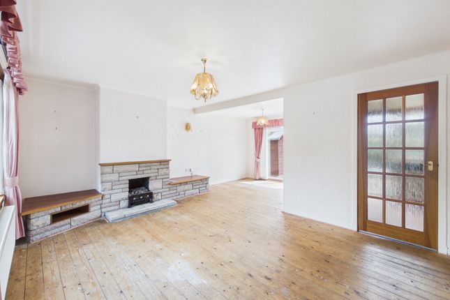 1, Whiteloch Avenue, Blairgowrie photo 2