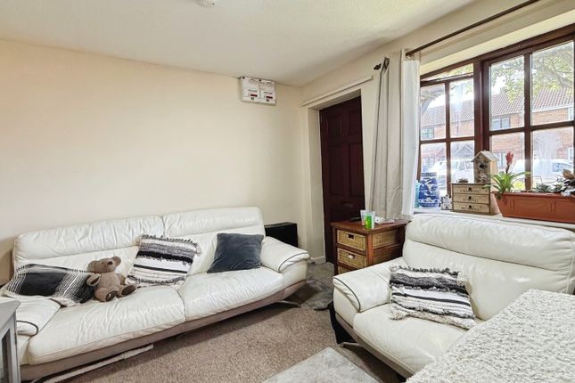 3, Wessex Walk, Westbury photo 3