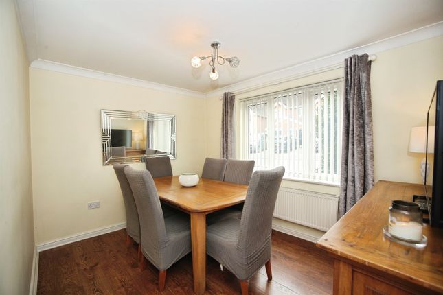 19, Coed-Y-Graig, Hengoed photo 4