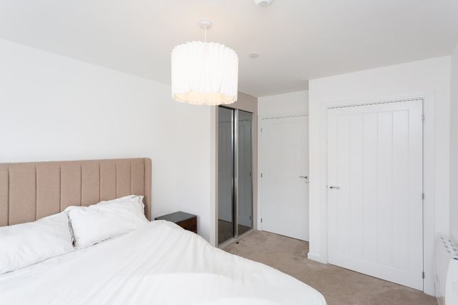 Flat for sale in Colnebank Drive, Watford, Hertfordshire