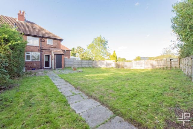 41, Cedar Avenue, Warrington photo 5