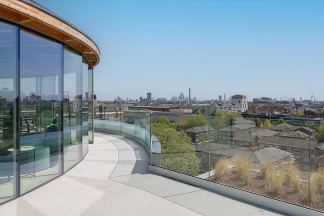 Flat for sale in Templar Court, St John's Wood Road