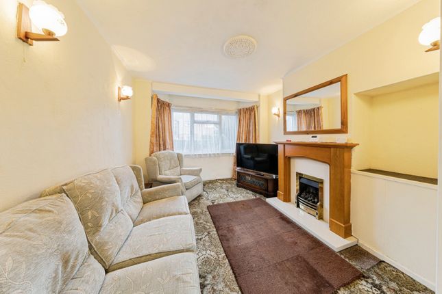 3, Hortonsfield Road, Yardley Gobion photo 4
