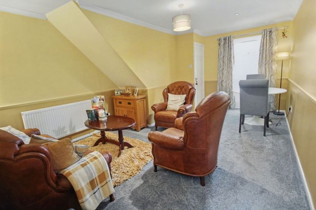 159, Pen Y Cae, Caerphilly photo 2