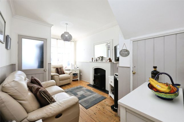 29, Castle Street, Isle of Wight photo 4