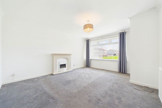 23, Spey Court, Wishaw photo 3