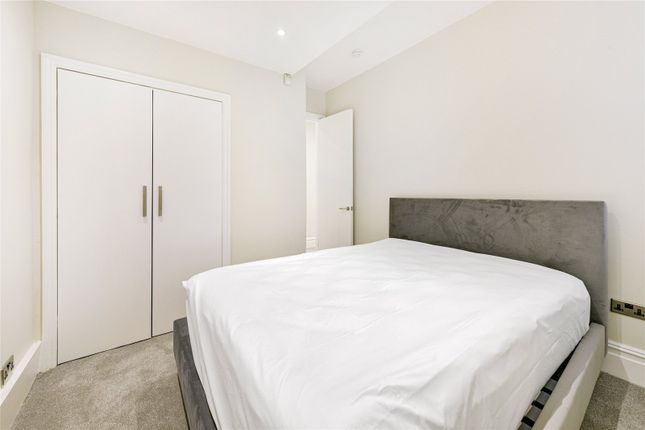 Flat to rent in Sloane Gardens, Sloane Square, London